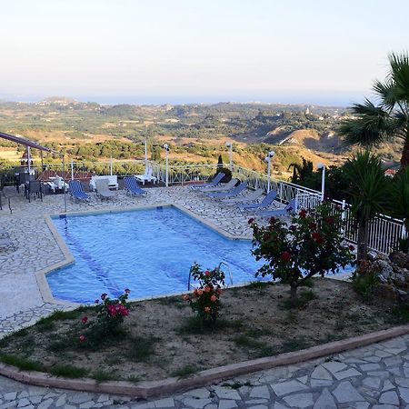 Ionian Balcony Apartment ลิคชูรี ภายนอก รูปภาพ
