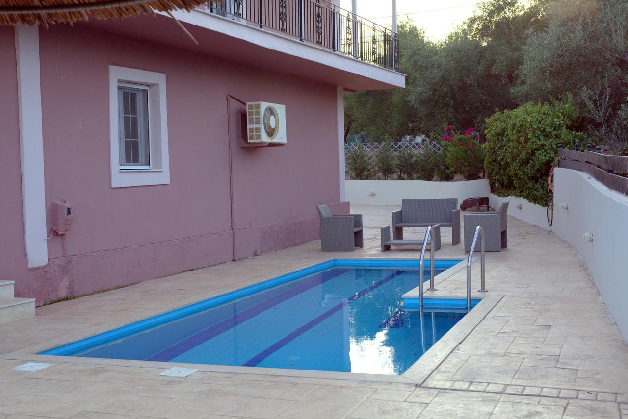 Ionian Balcony Apartment ลิคชูรี ภายนอก รูปภาพ