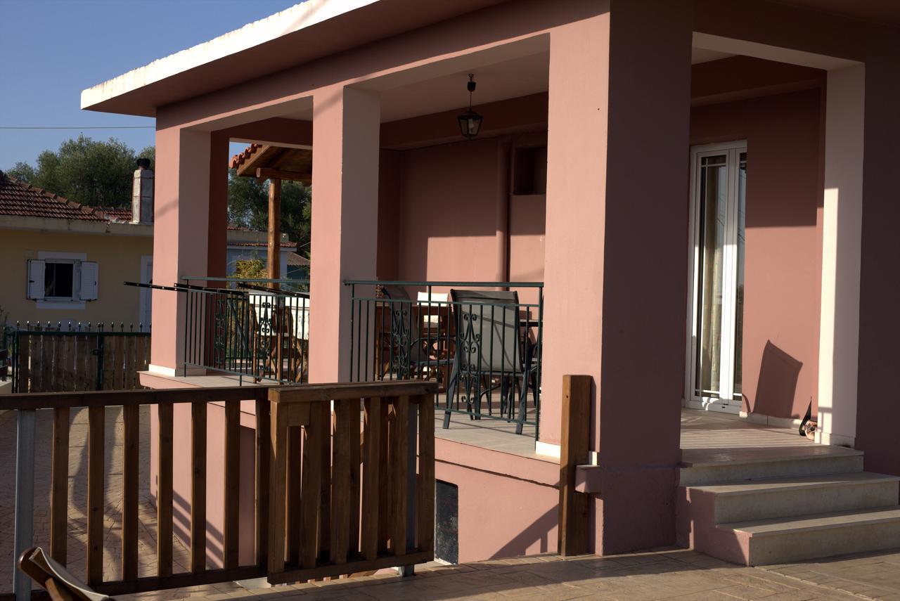Ionian Balcony Apartment ลิคชูรี ภายนอก รูปภาพ